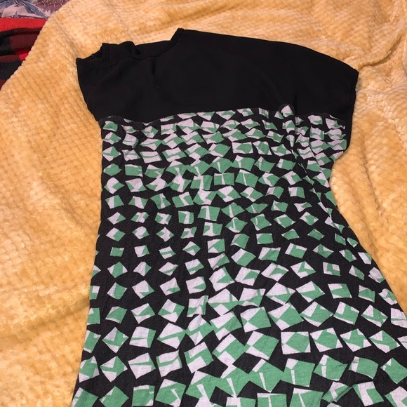 Top - Picture 2 of 4